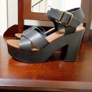 Forever 21 chunky platform heels